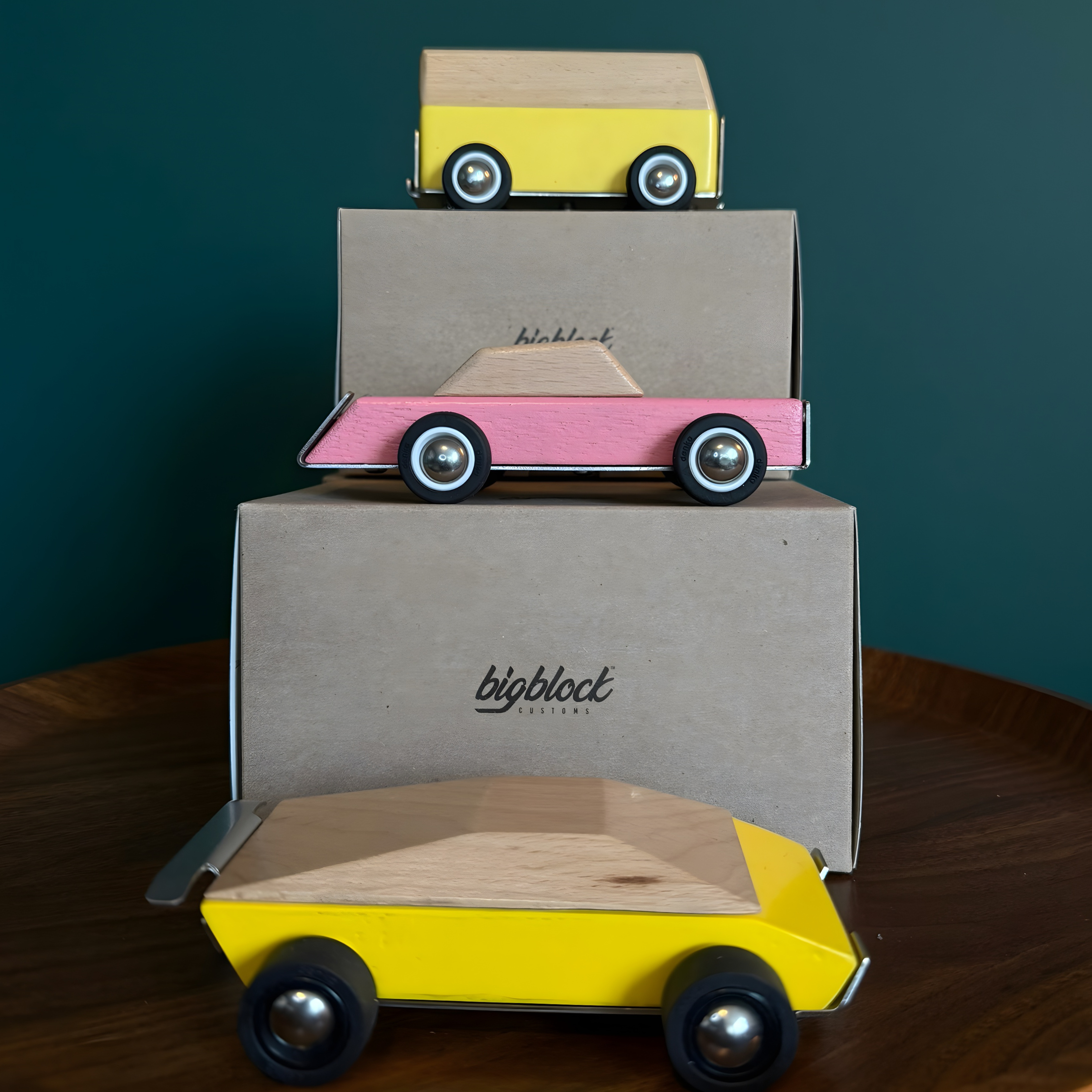 Wooden Cars That Feel Like a Holiday Tradition in the Making