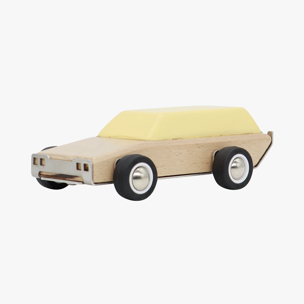 yellow wooden to car 